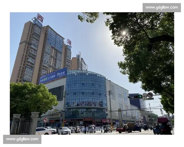 玛雅 - 摩尔：以爱为盾，品质铺就冠军路